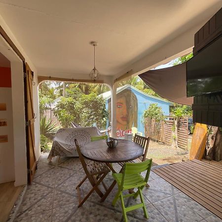 Вилла Bungalows Les Vagues Abondes Сент-Анн Экстерьер фото