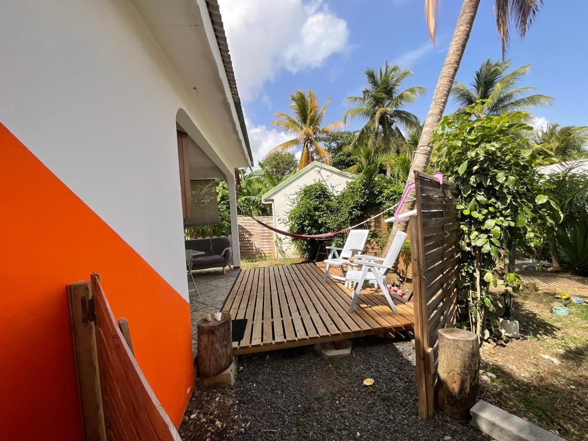 Вилла Bungalows Les Vagues Abondes Сент-Анн Экстерьер фото
