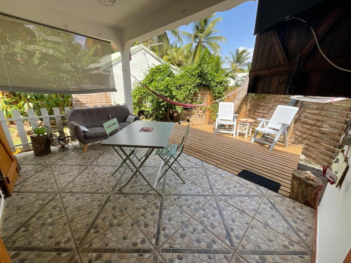 Вилла Bungalows Les Vagues Abondes Сент-Анн Экстерьер фото