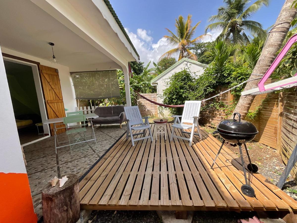 Вилла Bungalows Les Vagues Abondes Сент-Анн Экстерьер фото